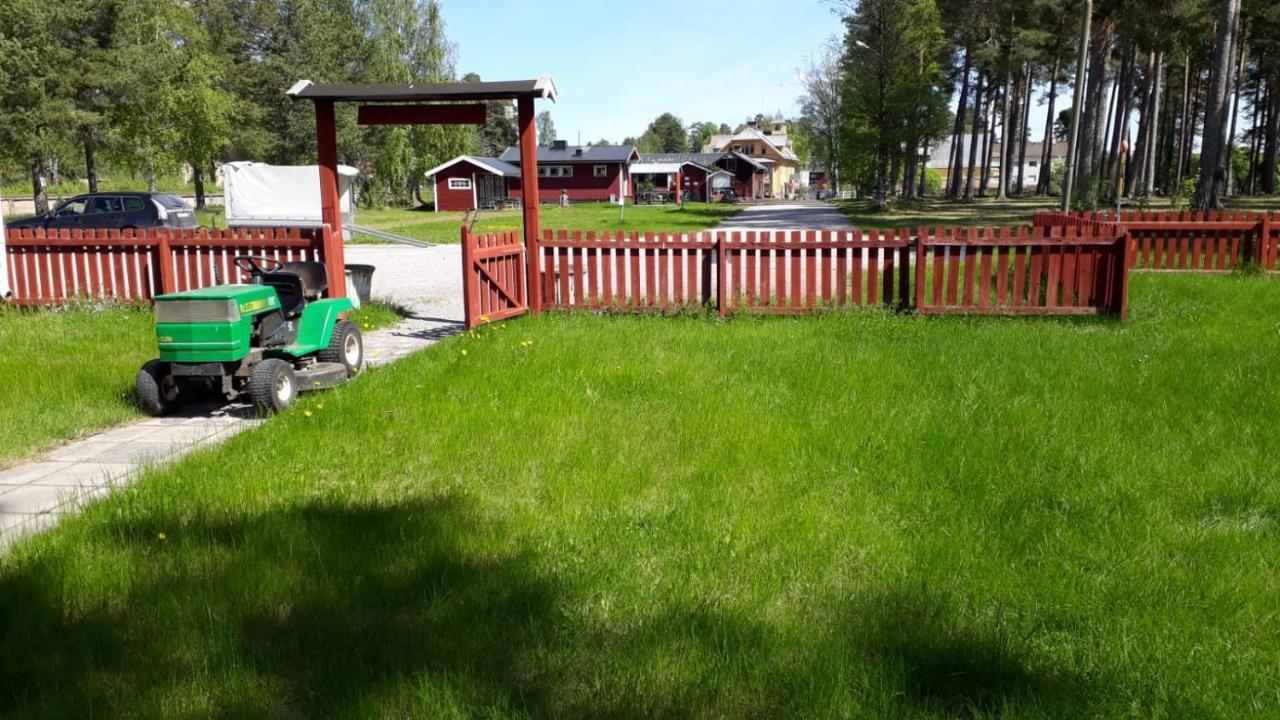 Furudals Vandrarhem Och Sjoecamping Exterior foto