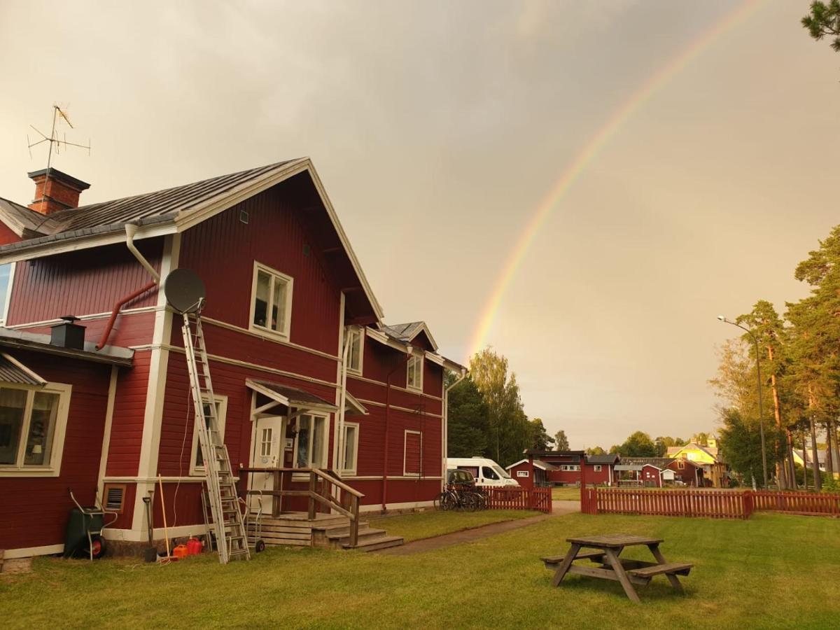 Furudals Vandrarhem Och Sjoecamping Exterior foto
