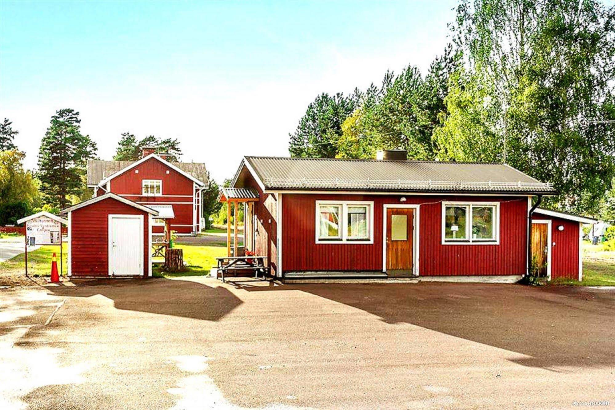 Furudals Vandrarhem Och Sjoecamping Exterior foto